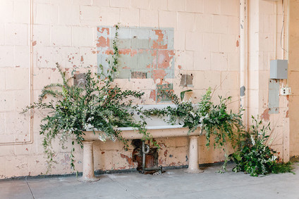 Modern wedding florals