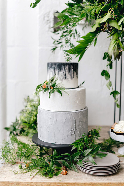 Gray wedding cake
