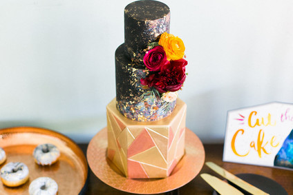 cosmos wedding cake