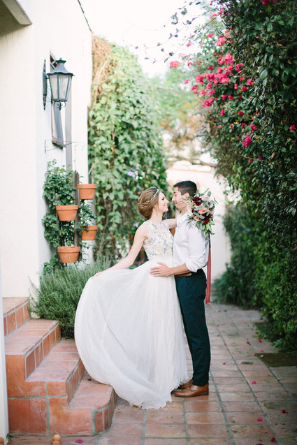 Tuscan romance wedding editorial