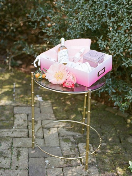 Bridal shower gift box