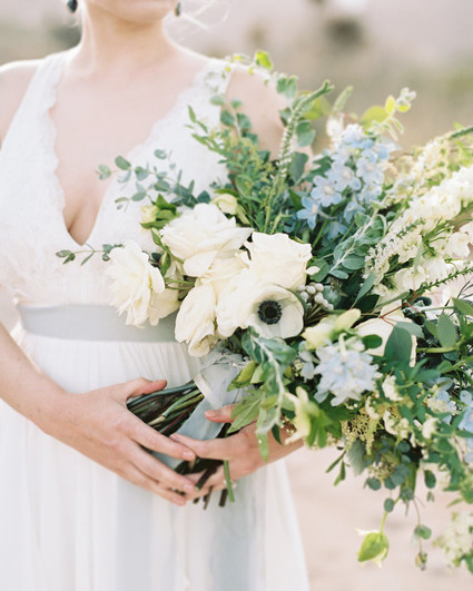 Desert elopement inspiration in Las Vegas Wedding Inspiration