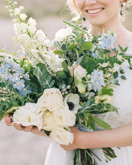 Desert elopement inspiration in Las Vegas Wedding Inspiration