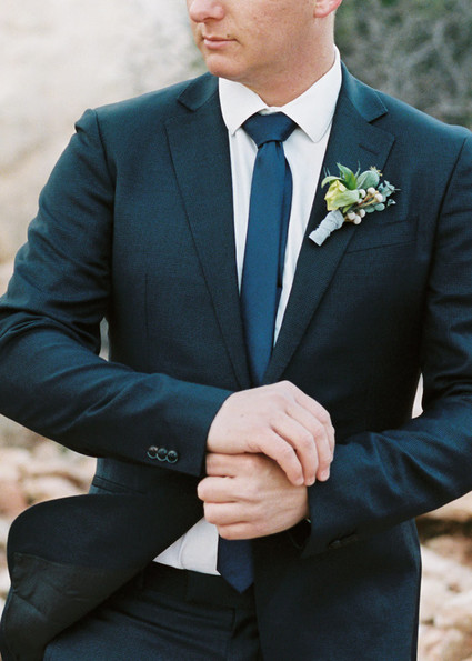 Desert elopement inspiration in Las Vegas Wedding Inspiration