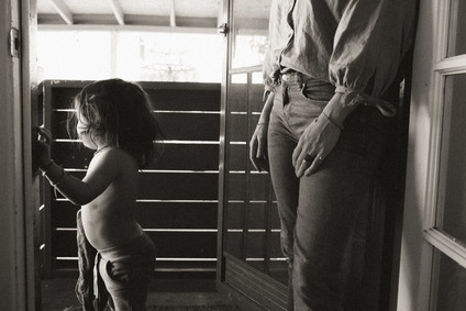 Lifestyle family newborn photos