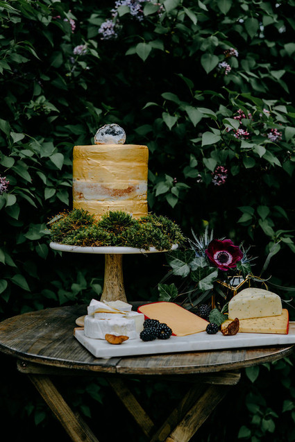 Gold wedding cake