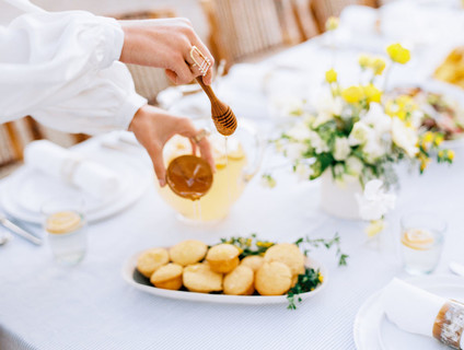 Honey dipper