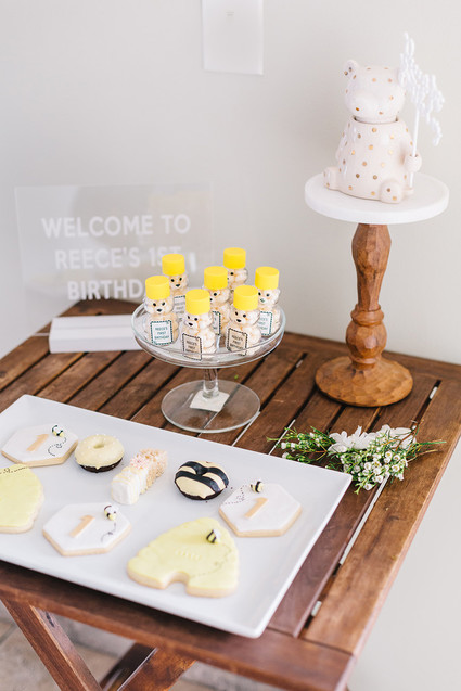 Modern Bee 1st birthday Inspiration