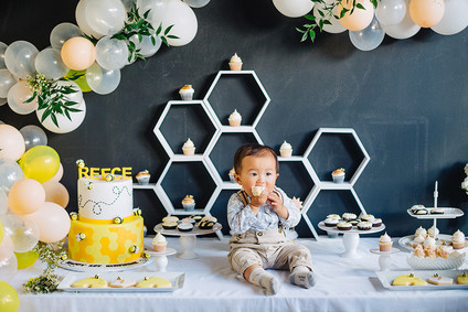 Modern Bee 1st birthday Inspiration