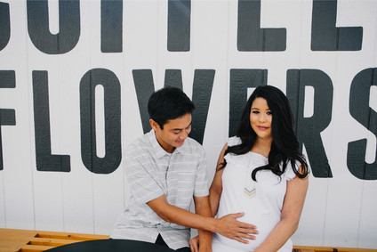 Coffee shop maternity photos