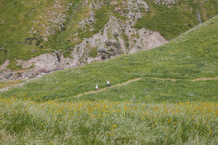 Family photos at Wind Wolves Preserve