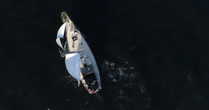 How to plan a sailboat elopement