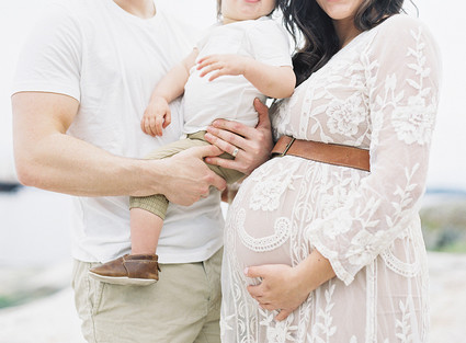 Seaside family maternity photos