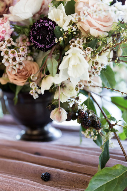romantic fall wedding flowers