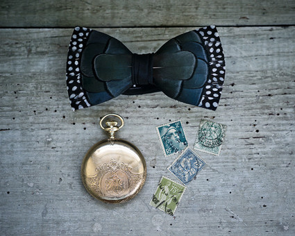 groom's accessories