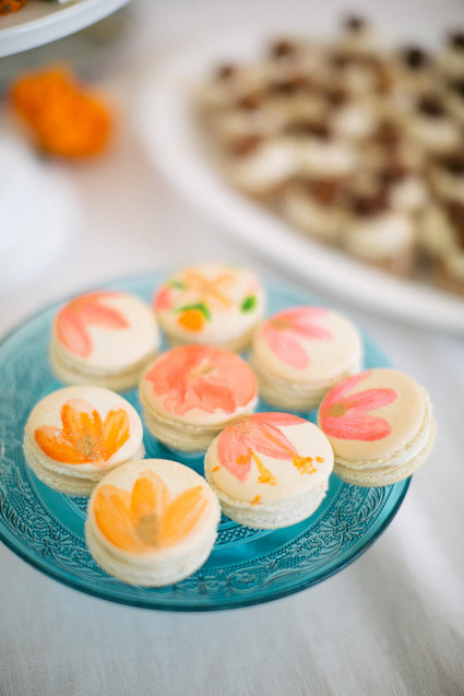floral macarons