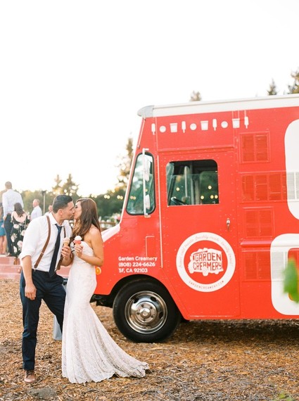 Ice truck for wedding