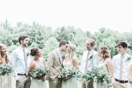 Earthy summer wedding in Michigan