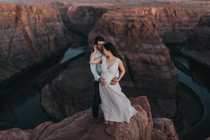 Horseshoe Bend maternity photos