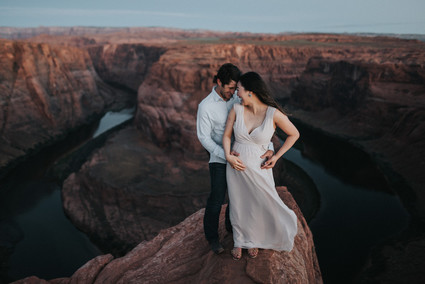 Horseshoe Bend maternity photos