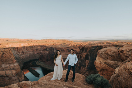 Horseshoe Bend maternity photos
