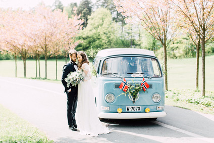 vintage VW van for wedding photos