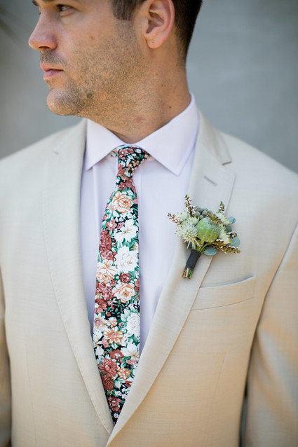 Fall boutonniÃ¨re ideas with The Black Tux Inspiration