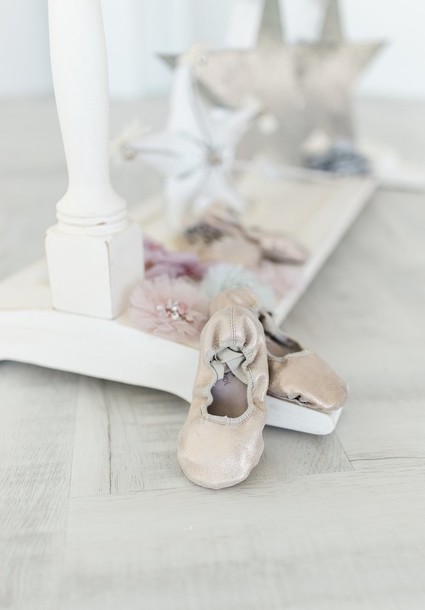 unicorn dress-up party