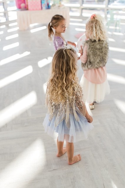 unicorn dress-up party