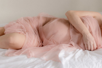 Mod boudoir maternity photos