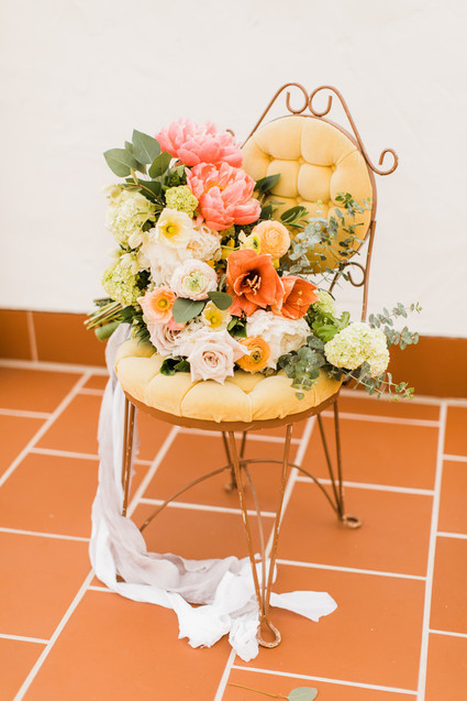 peach and gold wedding bouquet