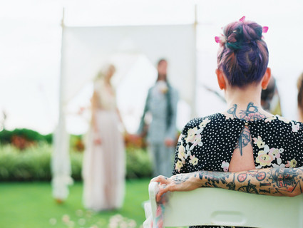 Indie Portland meets Maui wedding