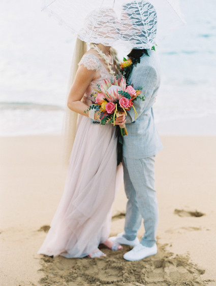 Indie Portland meets Maui wedding