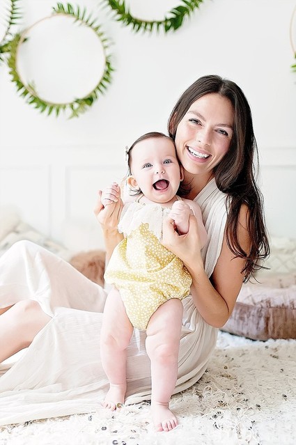Styled Mommy & Me portraits Inspiration