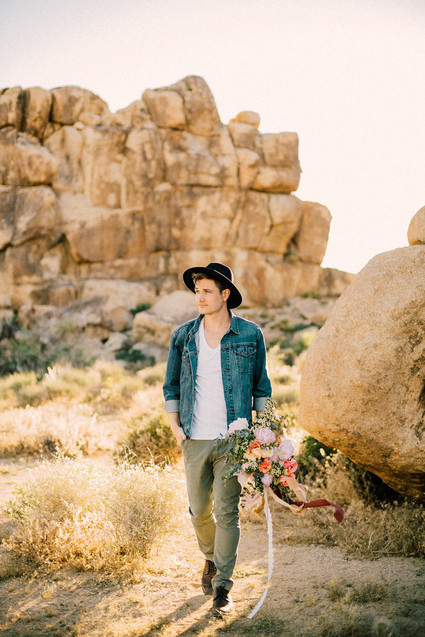 Boho engagement shoot in Joshua Tree