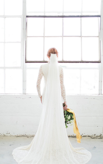 Modern minimal fall wedding ideas