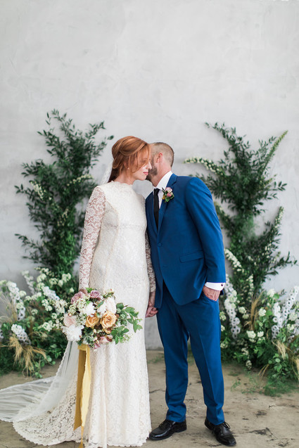 Modern minimal fall wedding ideas