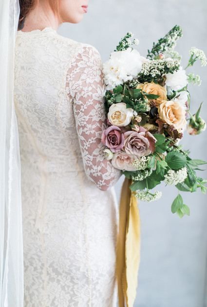 romantic fall wedding bouquet