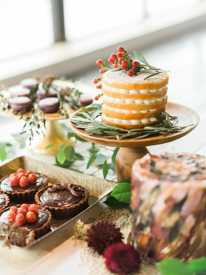 naked layer cake