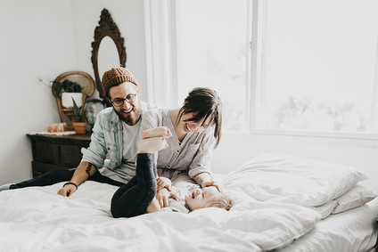 At home family session with macrame artist Judah Co.