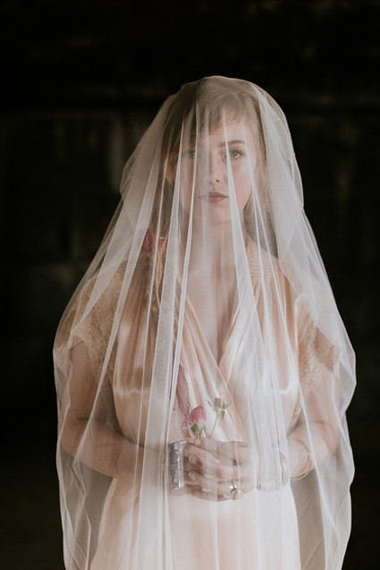 Full coverage veil