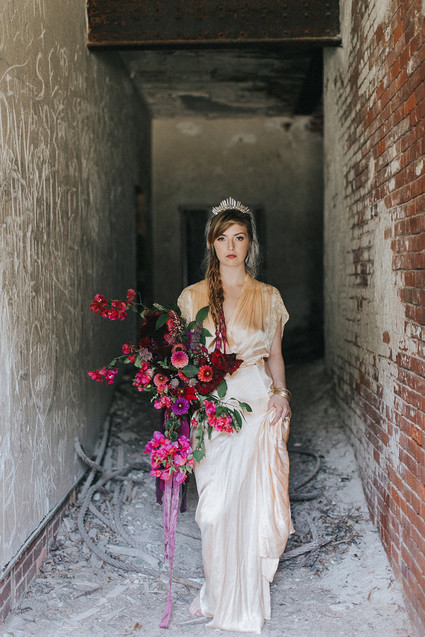 Dramatic fall floral ideas