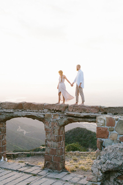 minimal earthy elopement at Knapp's Castle