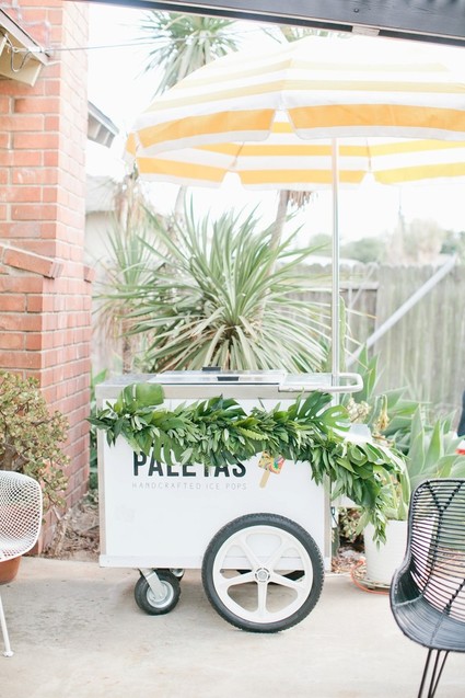 Jungle themed first birthday party ideas