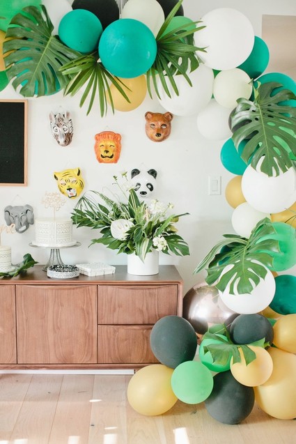 Jungle themed first birthday party ideas