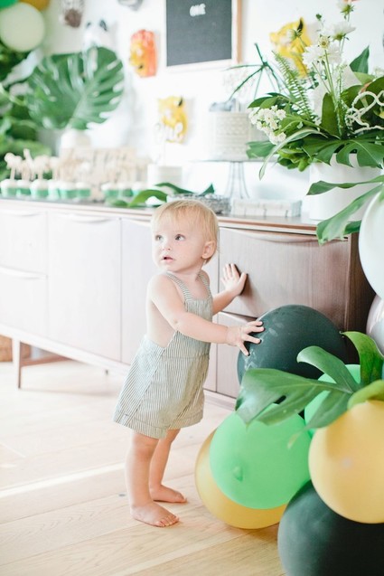 Jungle themed first birthday party ideas
