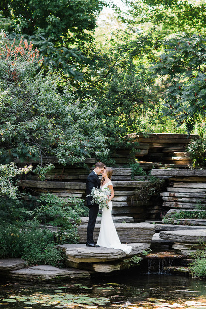 Classic chicago wedding at A New Leaf