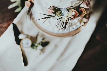 Romantic fall wedding inspiration at The Foundry in Nashville