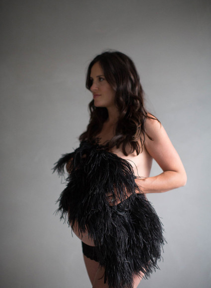 Amanda's maternity photos by Elizabeth Messina