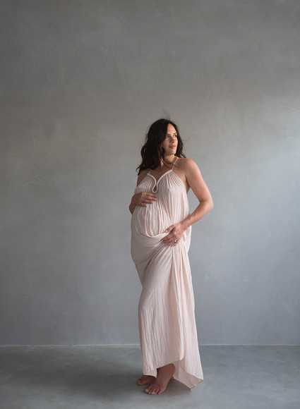 Amanda's maternity photos by Elizabeth Messina